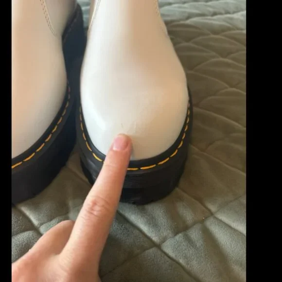 Dr Martens platform boots - Picture 8 of 9